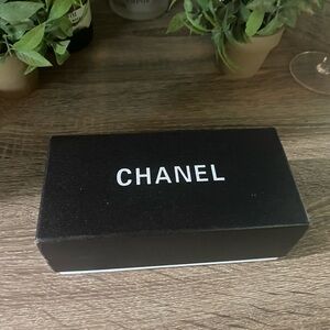 🖤Chanel Sunglasses Box🖤